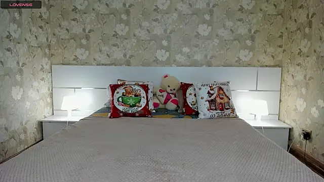 mishapallmer online show from 15, 12, 2025