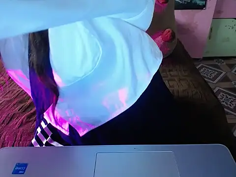 Snapshot of ahoa_Tk chatting on 3, 2, 2026 ahoa Tk online show from 3, 2, 2026