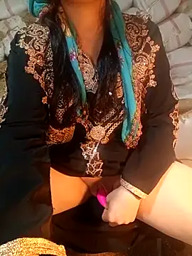 ezgi2545 online show from 3, 4, 2026