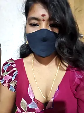 Snapshot of srav43 chatting on 12, 10, 2025 srav43 online show from 12, 10, 2025