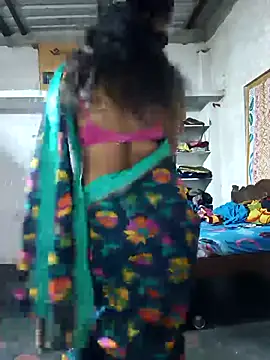 Snapshot of srav43 chatting on 29, 10, 2025 srav43 online show from 29, 10, 2025