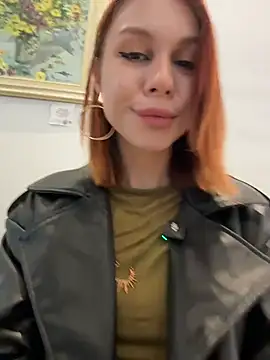 Snapshot of RosieSecret chatting on 4, 5, 2026 RosieSecret online show from 4, 5, 2026