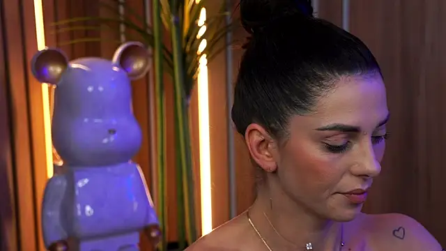 EllyLynn online show from 20, 4, 2026