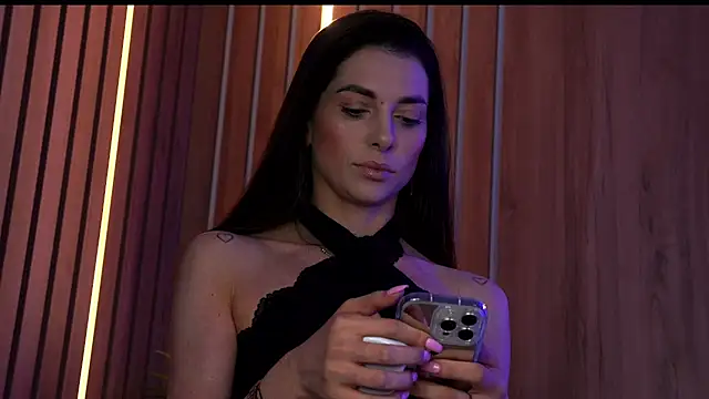 EllyLynn online show from 22, 4, 2026