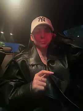 EllyLynn online show from 23, 4, 2026