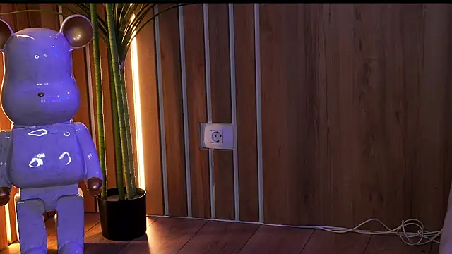 EllyLynn online show from 24, 4, 2026