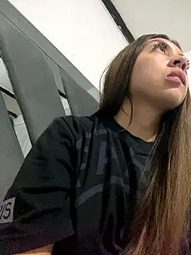 Sara-cooper2 online show from 9, 1, 2026