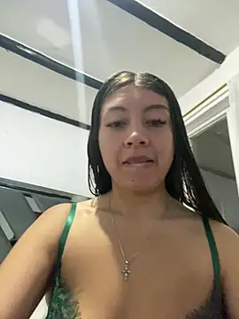 Sara-cooper2 online show from 5, 3, 2026