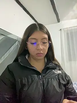 Sara-cooper2 online show from 24, 4, 2026