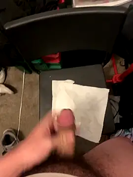 Snapshot of gucky25 chatting on 6, 10, 2025 gucky25 online show from 6, 10, 2025