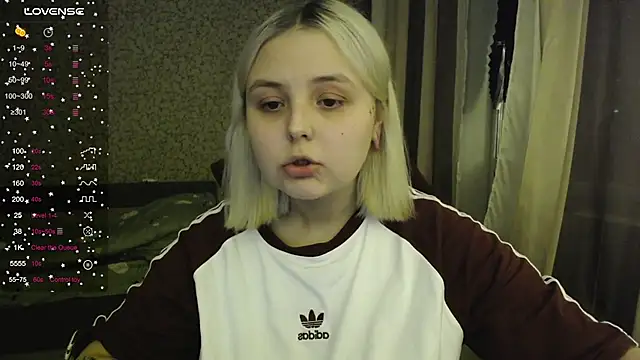 Snapshot of vendymories chatting on 7, 11, 2025 vendymories online show from 7, 11, 2025