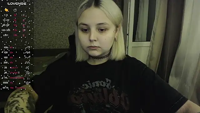 Snapshot of vendymories chatting on 8, 11, 2025 vendymories online show from 8, 11, 2025