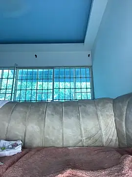 SophieD online show from 7, 4, 2026