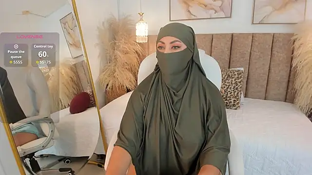 azza   online show from 13, 9, 2025