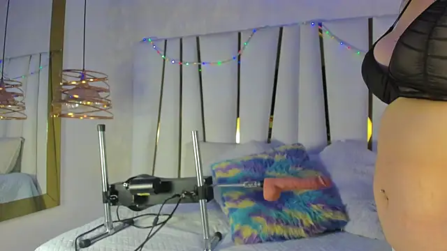 Snapshot of bonnie_sm chatting on 16, 11, 2025 bonnie sm online show from 16, 11, 2025