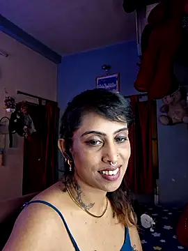Love Beauty01 online show from 27, 4, 2026
