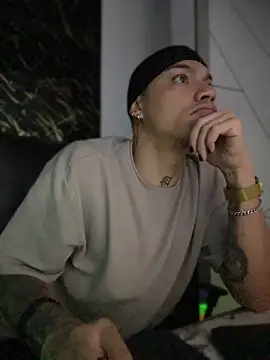 AlphaMasterXxx online show from 9, 11, 2025