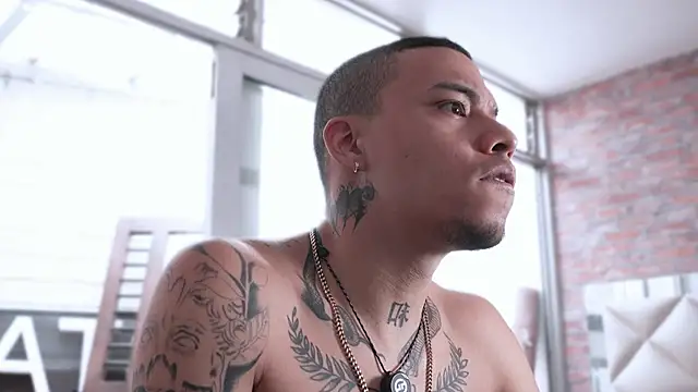 AlphaMasterXxx online show from 19, 4, 2026