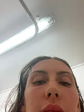 MilaRenee online show from 25, 9, 2025