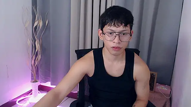 pinkcock froi2305 online show from 25, 4, 2026