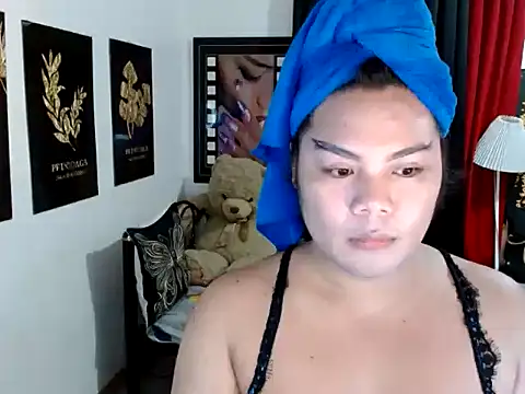 TSbrianaHugeCock online show from 22, 4, 2026