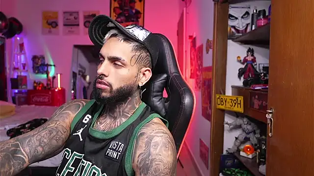 logan hugh8 online show from 3, 4, 2026