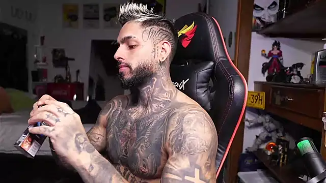 logan hugh8 online show from 27, 4, 2026