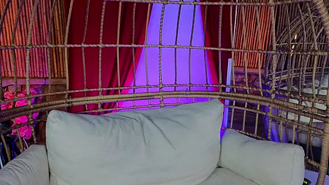 MiaWonderfull online show from 19, 7, 2026
