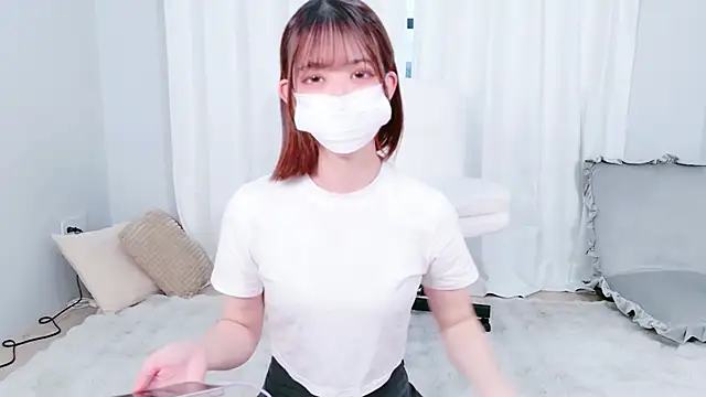 NANA chan 1 online show from 13, 11, 2025