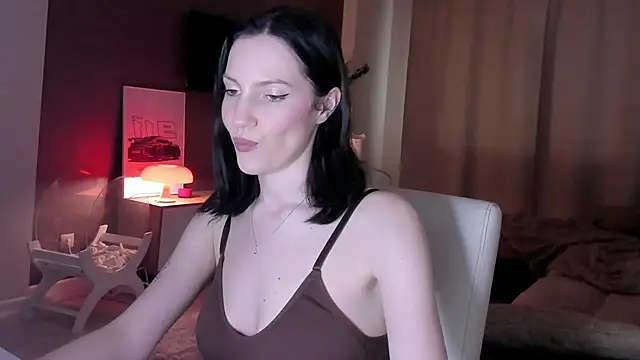 AdeleShinemm online show from 8, 4, 2026