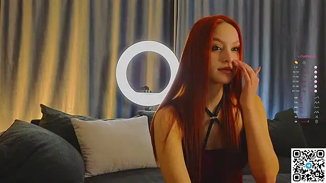 Snapshot of GildedKitten chatting on 21, 9, 2025 GildedKitten online show from 21, 9, 2025