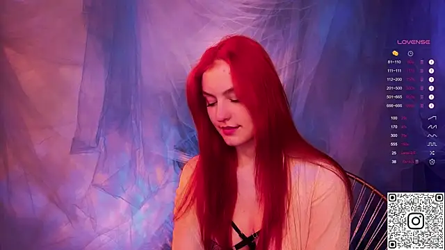 Snapshot of GildedKitten chatting on 28, 11, 2025 GildedKitten online show from 28, 11, 2025