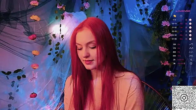 Snapshot of GildedKitten chatting on 1, 12, 2025 GildedKitten online show from 1, 12, 2025