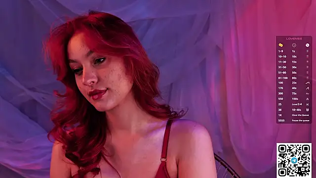 Snapshot of GildedKitten chatting on 14, 2, 2026 GildedKitten online show from 14, 2, 2026