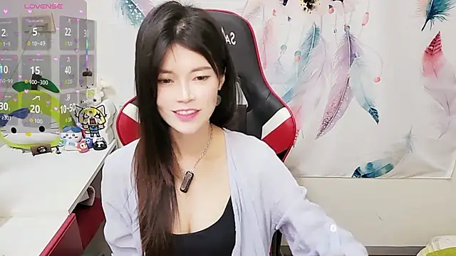 Alina10932 online show from 25, 11, 2025