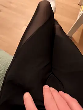 luckylover2024 online show from 25, 3, 2026