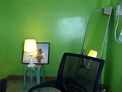 SultryCyraFoxmore online show from 23, 4, 2026