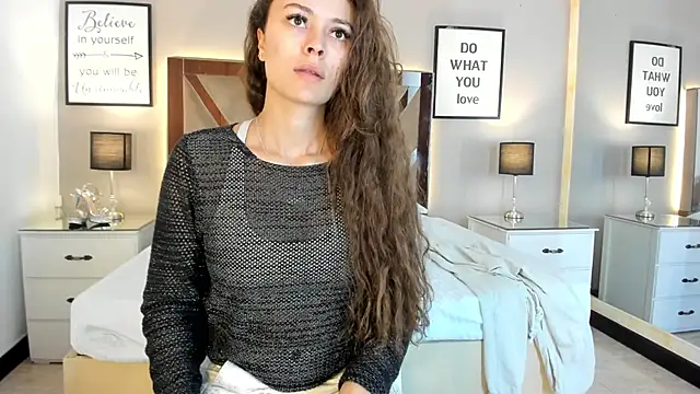 cellestehot online show from 22, 4, 2026