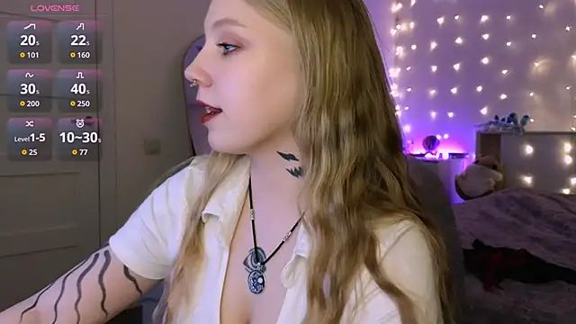 RebeccaAster online show from 21, 4, 2026