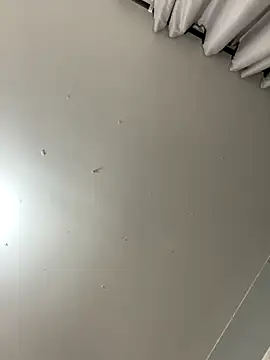 Snapshot of Aliciawhitee chatting on 13, 10, 2025 Aliciawhitee online show from 13, 10, 2025