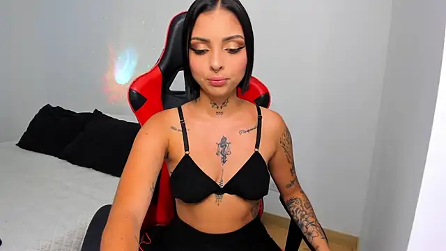 hannah miltonn online show from 28, 4, 2026