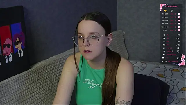 Violetwin online show from 4, 4, 2026