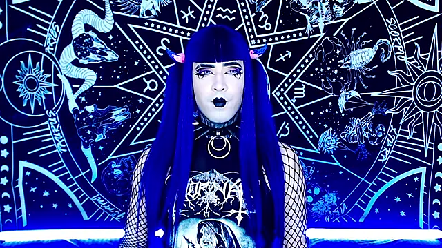 Snapshot of naomi_satan chatting on 4, 12, 2025 naomi satan online show from 4, 12, 2025