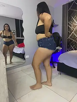 Snapshot of zafina_09 chatting on 11, 5, 2026 zafina 09 online show from 11, 5, 2026