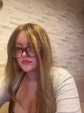 cherryrosealiee online show from 28, 7, 2026