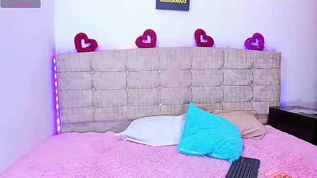 Snapshot of Lushy_sweet chatting on 10, 10, 2025 Lushy sweet online show from 10, 10, 2025