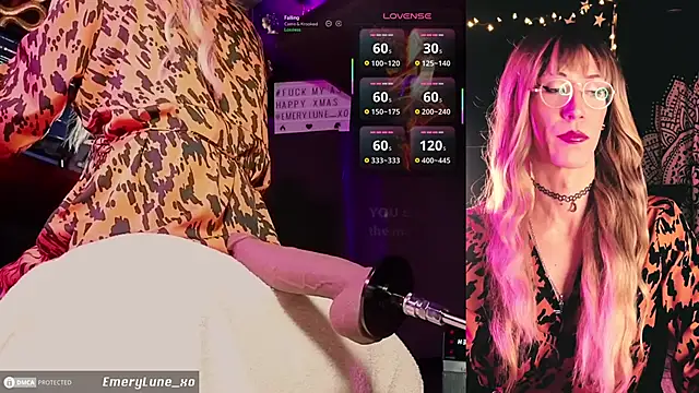 EmeryLune xo online show from 7, 1, 2026