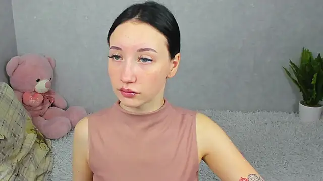 Snapshot of EileenMoores chatting on 19, 12, 2025 EileenMoores online show from 19, 12, 2025