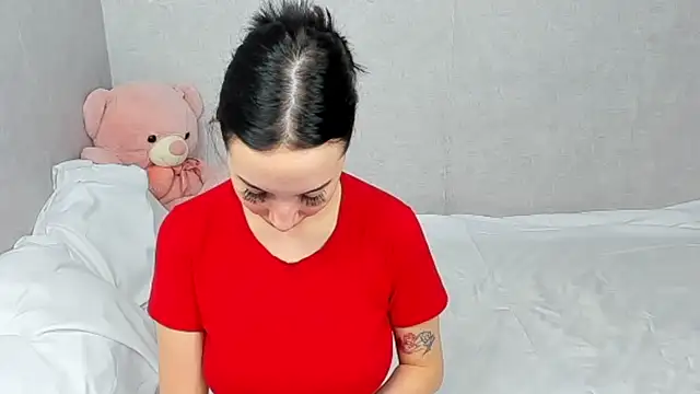 Snapshot of EileenMoores chatting on 19, 2, 2026 EileenMoores online show from 19, 2, 2026