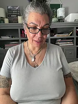 dieseldame1313 online show from 6, 6, 2026